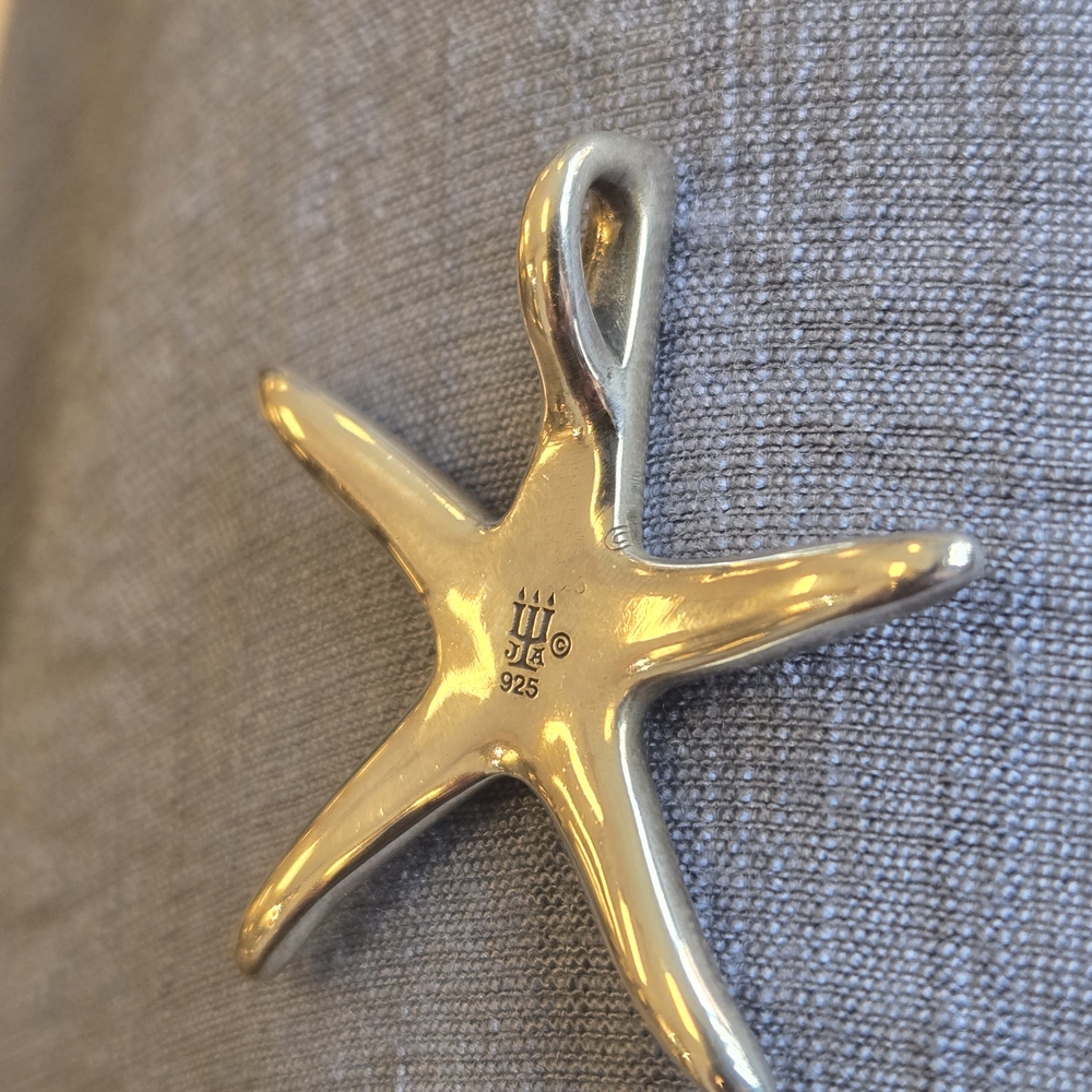 James Avery Sterling Silver HTF Starfish Pendant - Picture 2 of 3